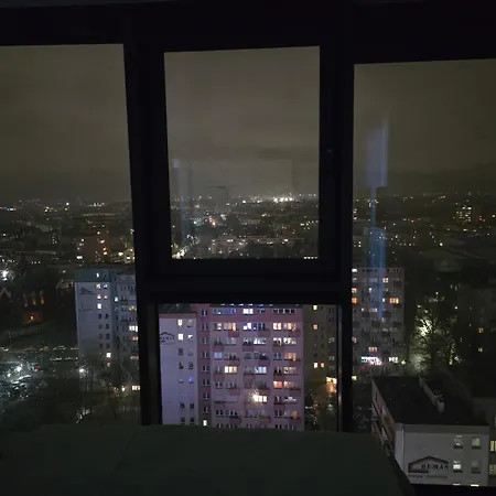 Hanza Tower Ajp Glamour High Floor Apartment