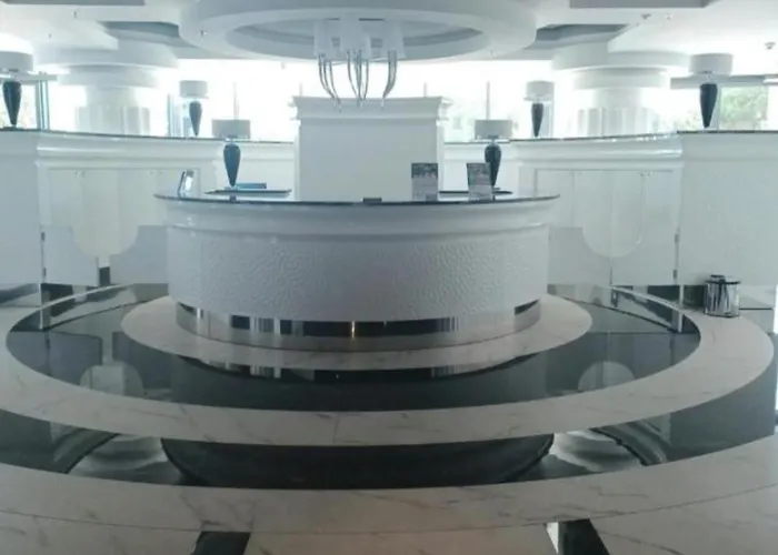 Hanza Tower Ajp Glamour High Floor Apartment