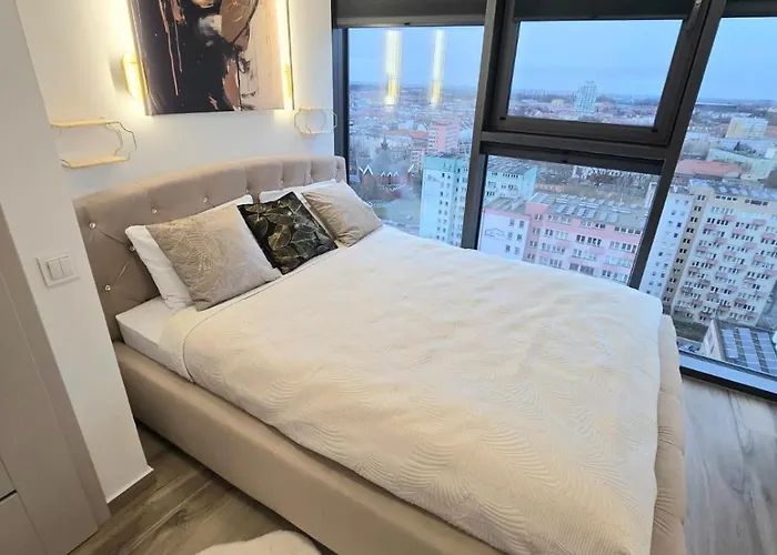 Hanza Tower Ajp Glamour High Floor Szczecin